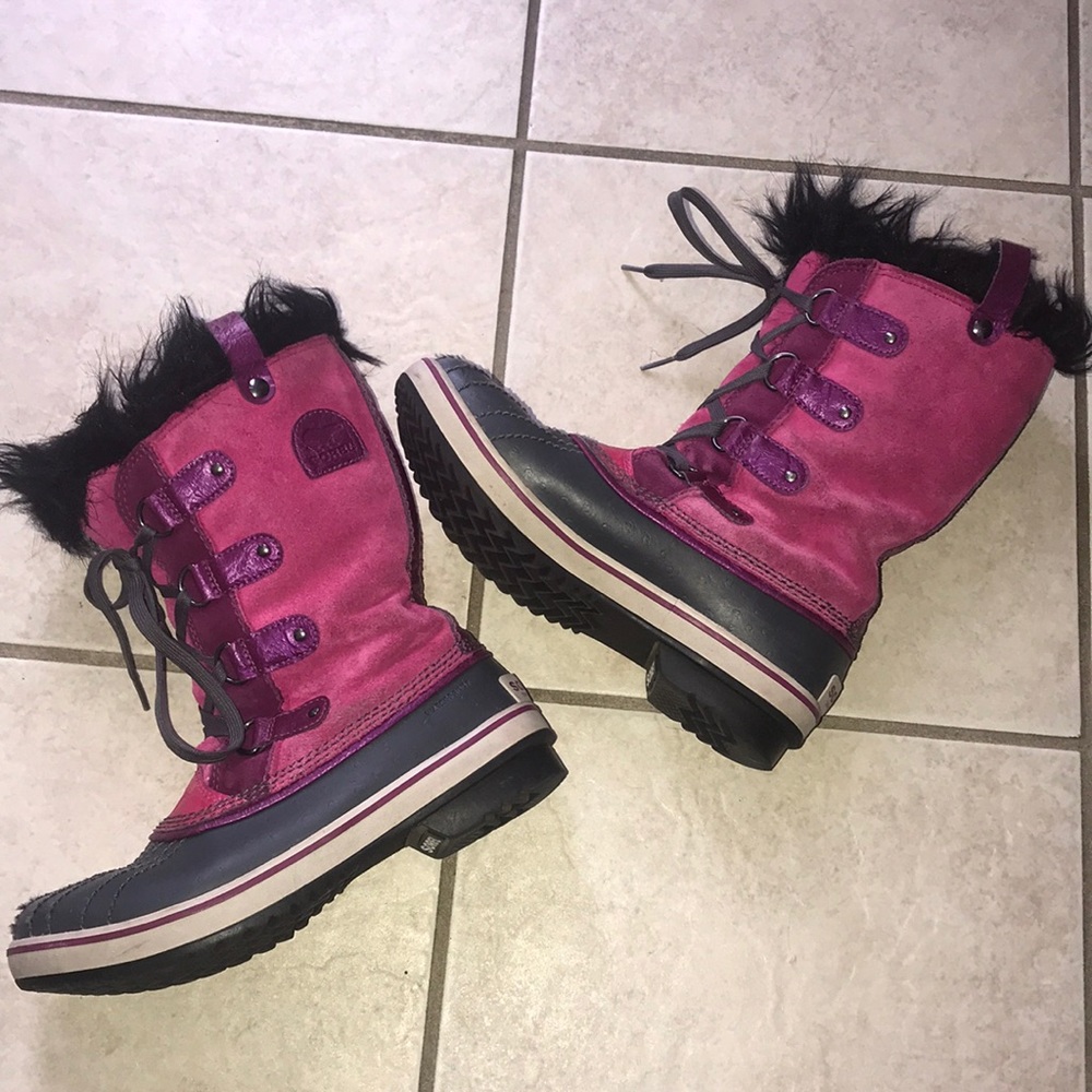 Girls Joan of Arctic sorel boots